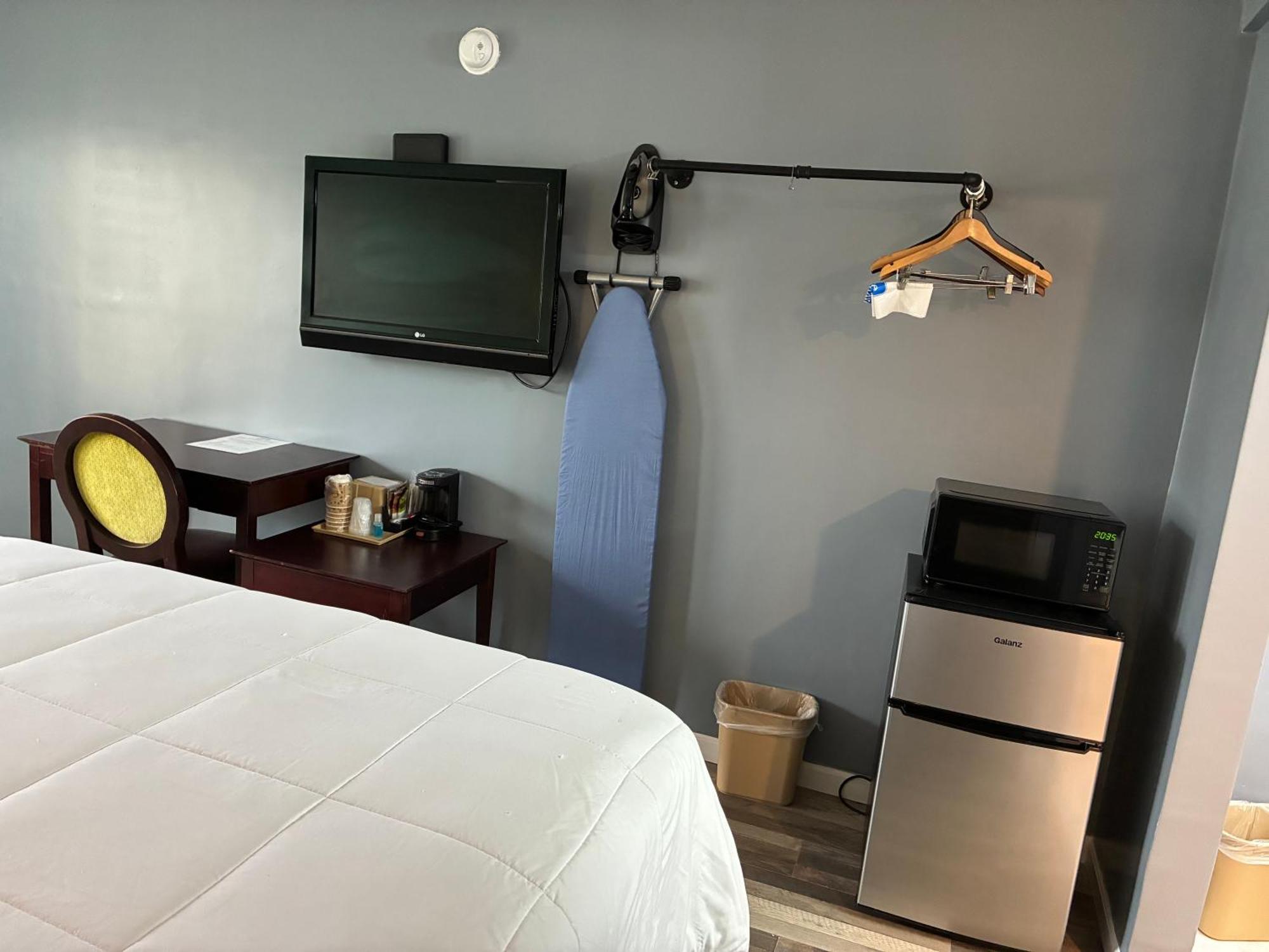 Americas Best Value Inn And Suites Blytheville By Sonesta Экстерьер фото