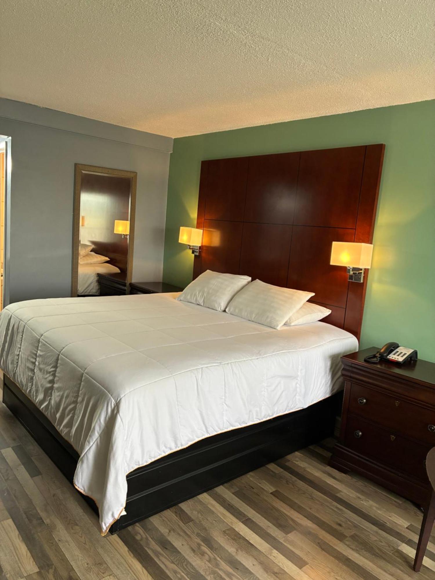 Americas Best Value Inn And Suites Blytheville By Sonesta Экстерьер фото